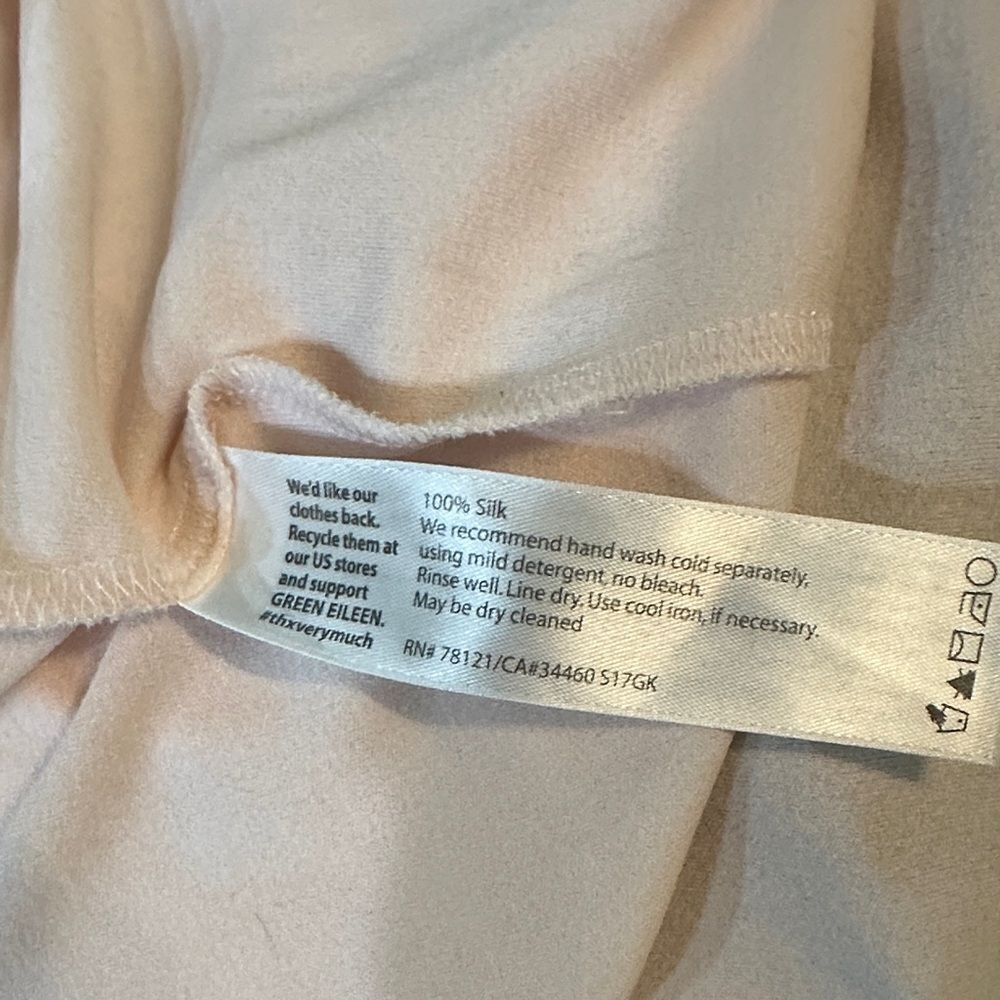 TOP - Eileen Fisher 100% Silk Women's Sleeveless Pale Pink Size Medium - Picture 10 of 10
